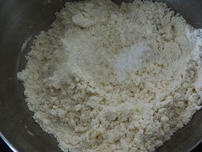 milk for sweet shankar poli or shankar pali