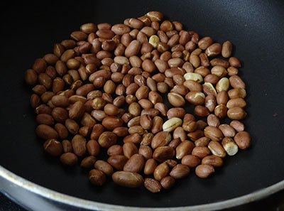 roasted peanuts for shenga hindi or peanut chutney powder