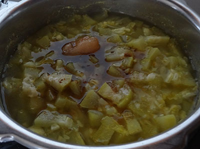 tamarind for sorekai sambar or bottle gourd sambar