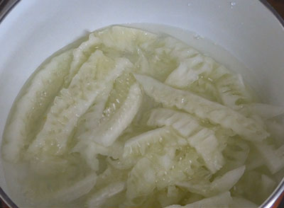 cooking cucumber soft pulp for southekai thirulu sasive or cucumber soft pulp raita