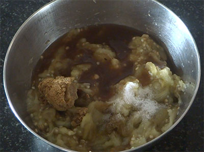 salt, jaggery and tamarind for sutta badanekayi gojju