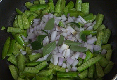 onion for thondekai masala curry