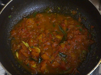 rasam powder tomato bellulli gojju or tomato garlic gojju