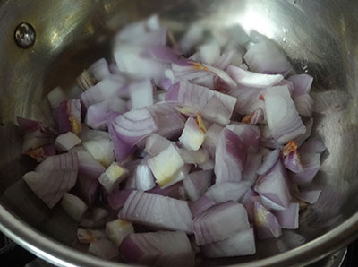 onion for tomato onion chutney or red chutney