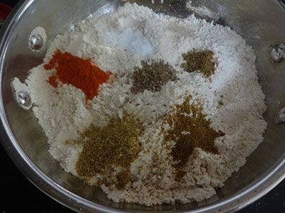spice powders for tomato poori
