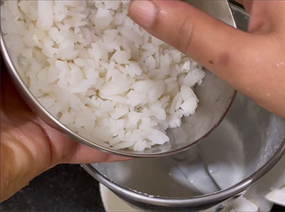 soaked beaten rice for banale dose or kadai dosa or bun dosa