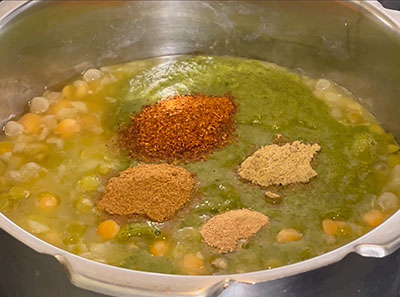 masala powders for batani chat or green peas chaat recipe