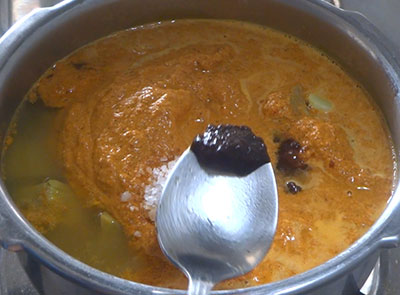 jaggery for halasinakayi huli or raw jackfruit sambar
