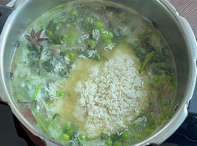 rice for hasi batani pulav recipe or green peas or matar pulao