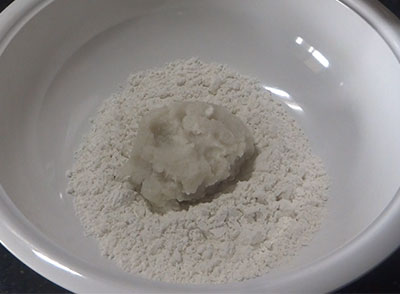 rice flour for masale avalakki rotti or poha roti