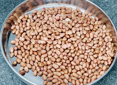fried peanuts for masale shenga or kadalebeeja hurigaalu