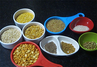 ingredients for menthe hittu recipe or menthya chutney powder