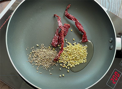 spices for eerulli saaru or onion rasam recipe